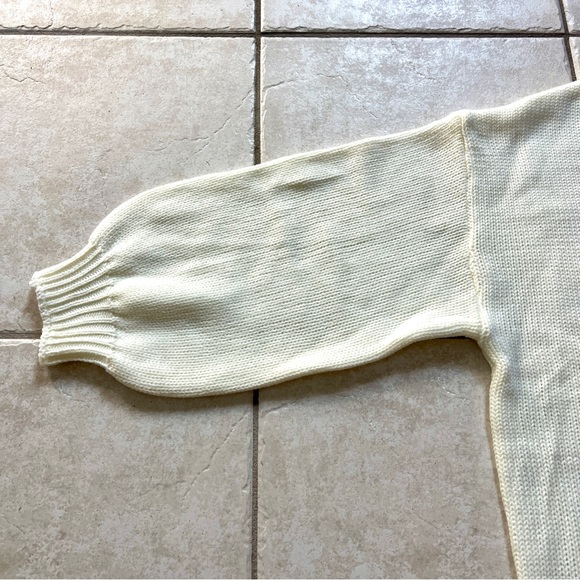 NWT Main Strip ‘Heart’ Sweater M/L - Picture 7 of 14